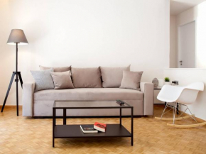 TONI'S Lovely Apartment in Sunny Pangrati